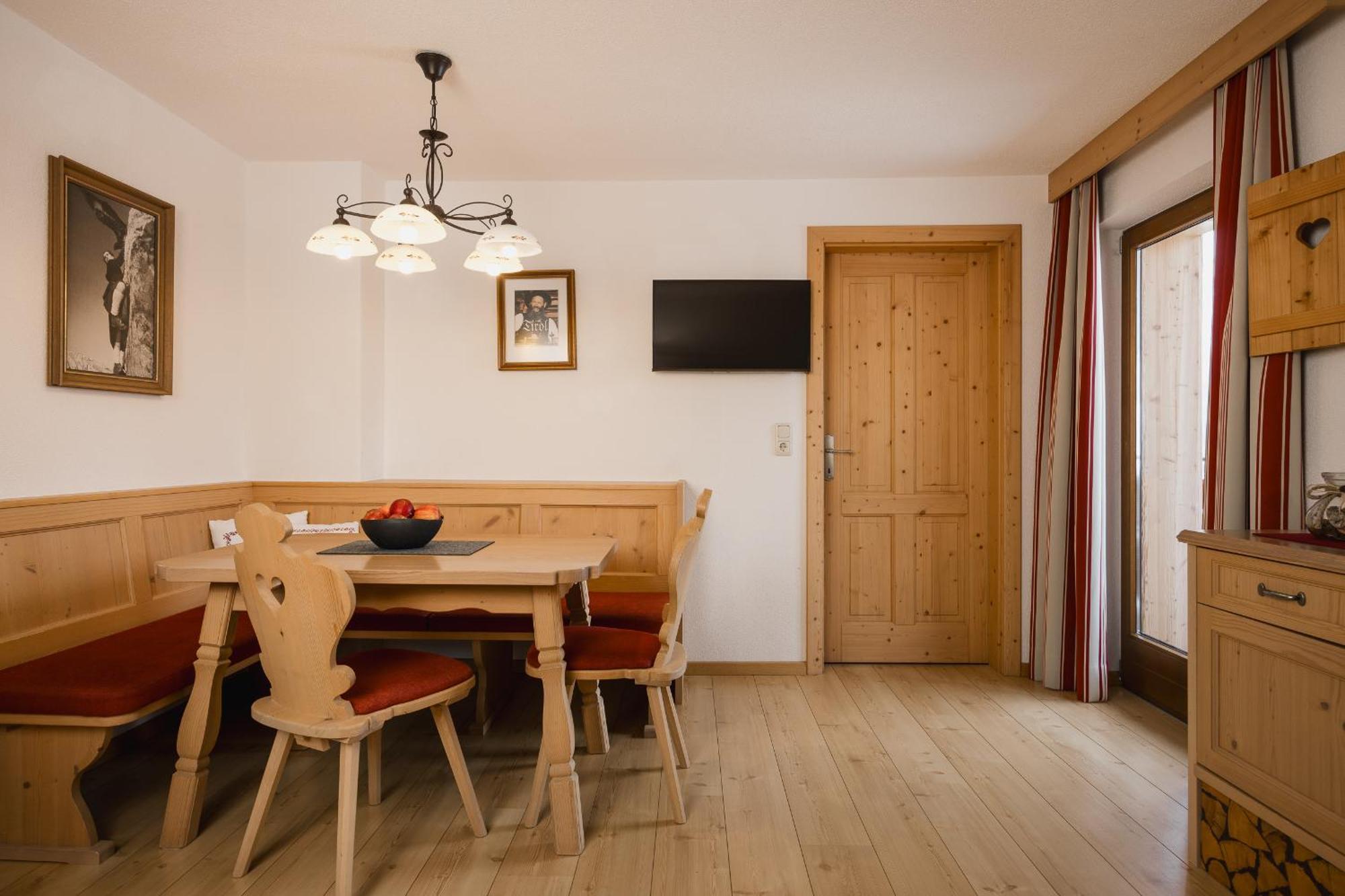 Apartment Tyrol Inkl Der Super Sommer Card Im Sommer 2025 Serfaus
